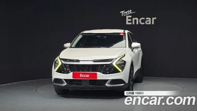 Kia Sportage 2022 — ფოტო 15/20