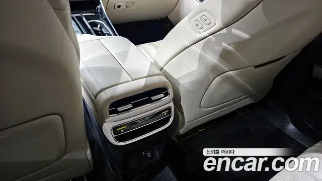 Genesis GV80 2020 — ფოტო 16/20