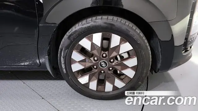 Hyundai Staria 2021 — Şəkil 16/20
