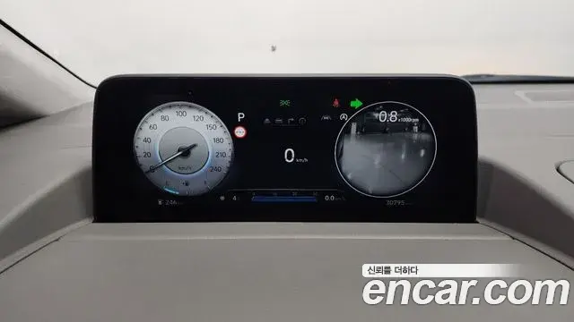 Hyundai Staria 2021 — Şəkil 9/20