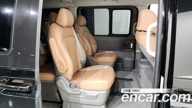 Hyundai Staria 2021 — Şəkil 14/20