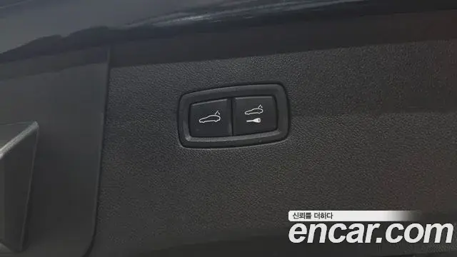 Porsche Cayenne 2020 — ფოტო 12/20