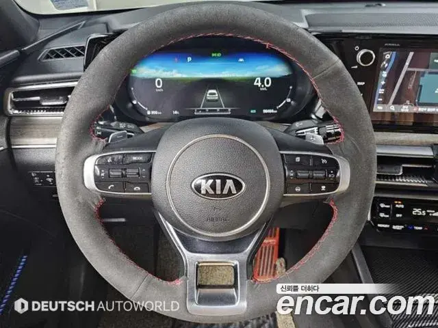 Kia K5 2020 — Şəkil 10/20