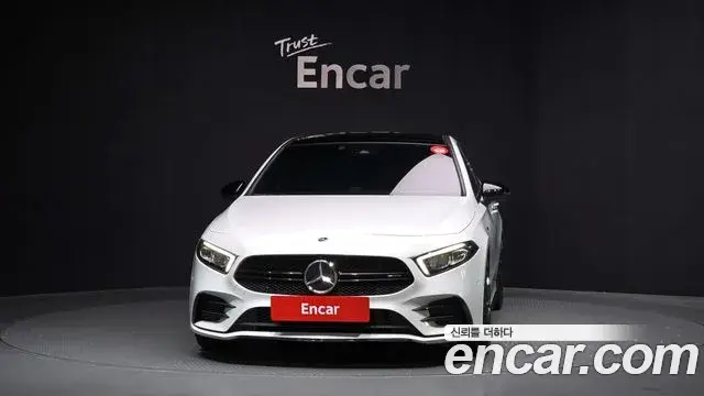 Mercedes-Benz A-Class 2022 — Photo 2/20