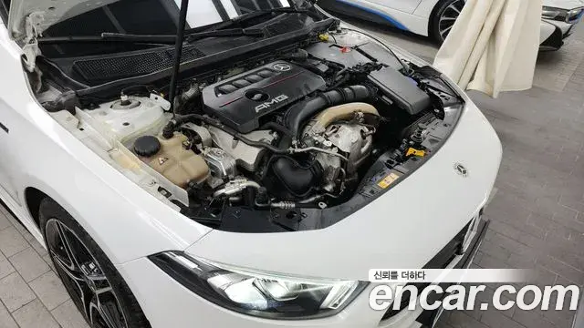 Mercedes-Benz A-Class 2022 — Photo 1/20