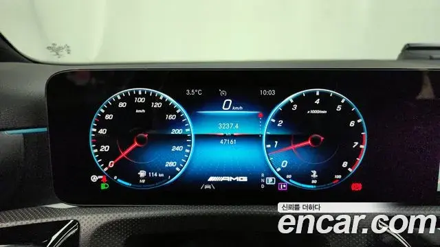 Mercedes-Benz A-Class 2022 — Photo 11/20