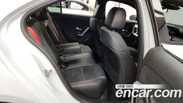 Mercedes-Benz A-Class 2022 — Photo 7/20
