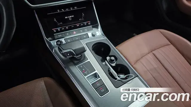 Audi A6 2021 — ფოტო 15/20