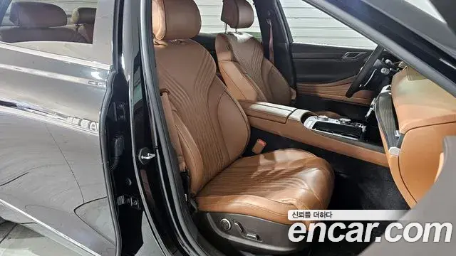 Genesis G80 2023 — Photo 6/20