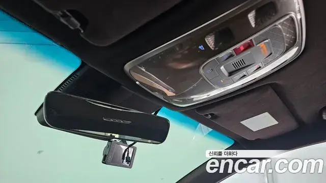 Genesis G80 2023 — Photo 16/20