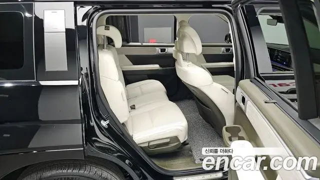 Hyundai Santa Fe 2023 — Фото 12/20