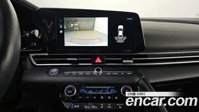 Hyundai The New Avante Hybrid 2020 — ფოტო 7/20