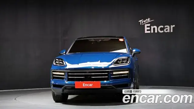Porsche Cayenne 2024 — ფოტო 18/20