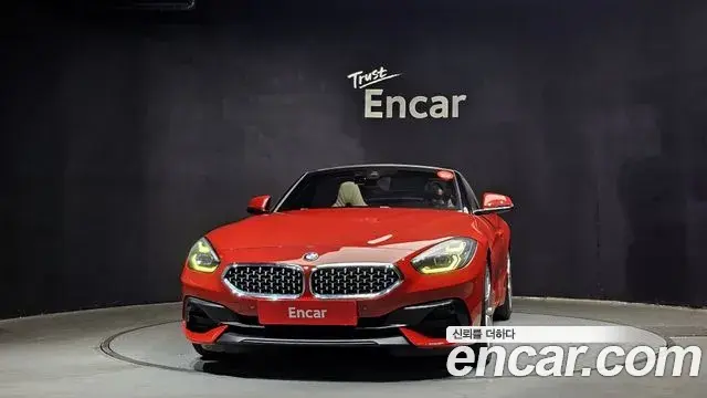 BMW Z4 2019 — ფოტო 12/19