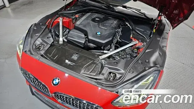BMW Z4 2019 — ფოტო 11/19