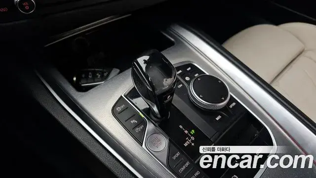 BMW Z4 2019 — ფოტო 10/19