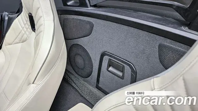 BMW Z4 2019 — ფოტო 15/19