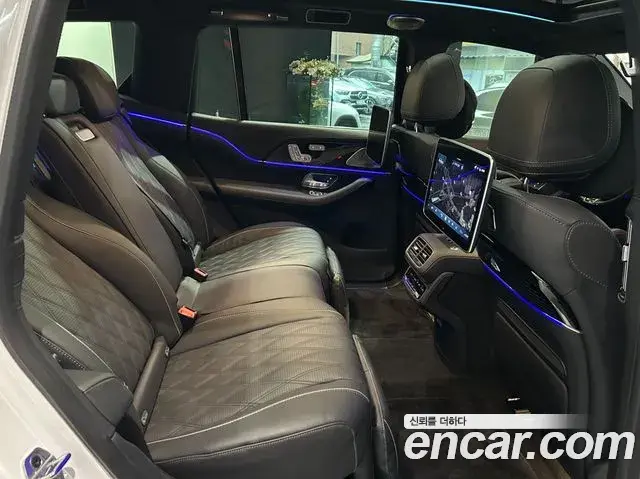 Mercedes-Benz GLS-Class 2025 — Фото 15/18