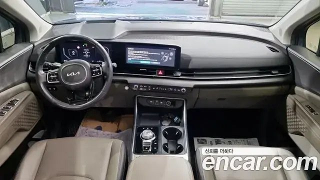 Kia Carnival 2024 — Şəkil 6/18