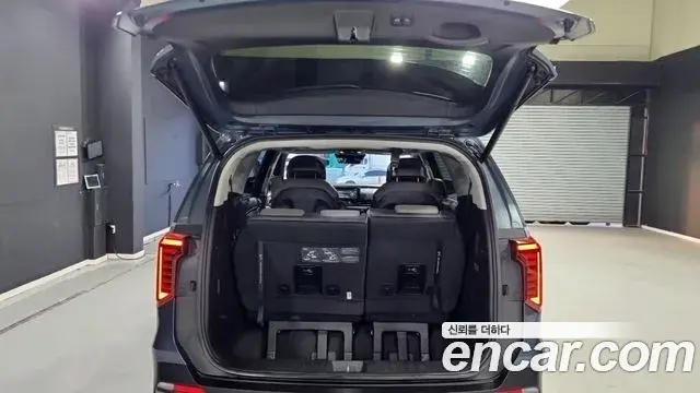 Kia Carnival 2024 — Şəkil 14/18