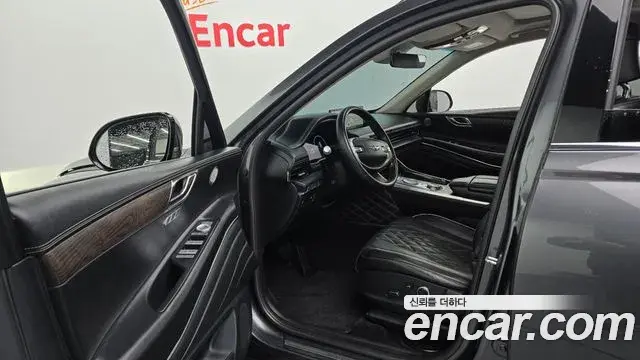 Genesis GV80 2021 — ფოტო 18/20