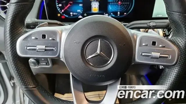 Mercedes-Benz GLB-Class 2020 — ფოტო 16/18