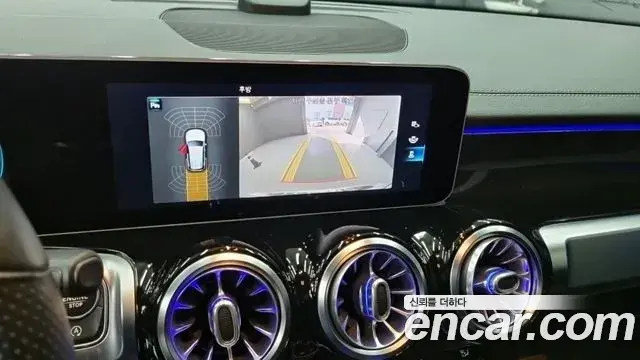 Mercedes-Benz GLB-Class 2020 — ფოტო 2/18