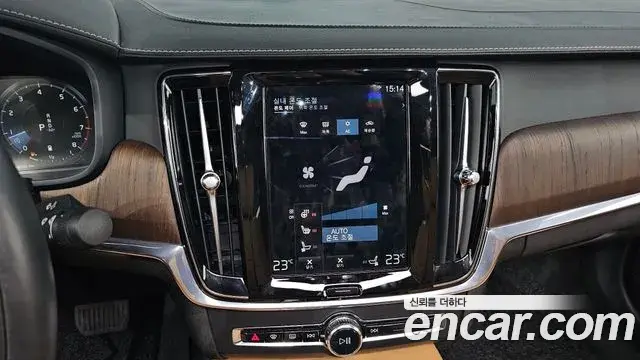 Volvo S90 2021 — ფოტო 5/20
