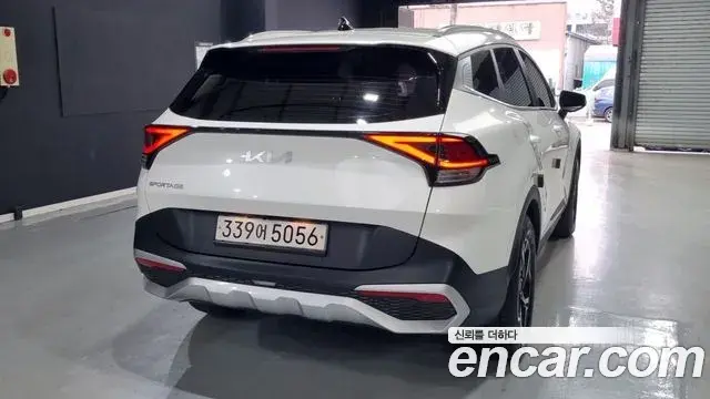 Kia Sportage 2022 — Şəkil 14/15