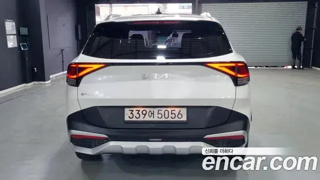 Kia Sportage 2022 — Şəkil 5/15