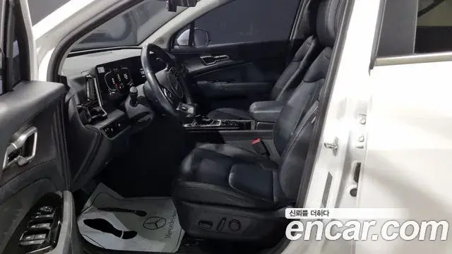 Kia Sportage 2022 — Şəkil 8/15