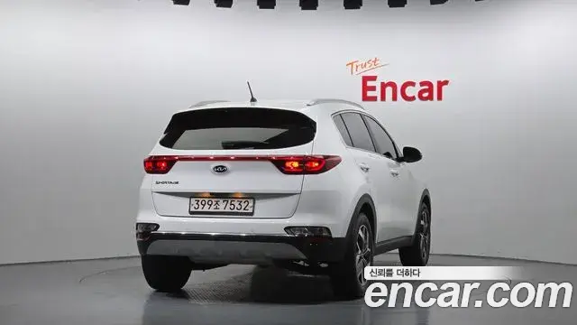 Kia Sportage The Bold 2018 — ფოტო 8/20