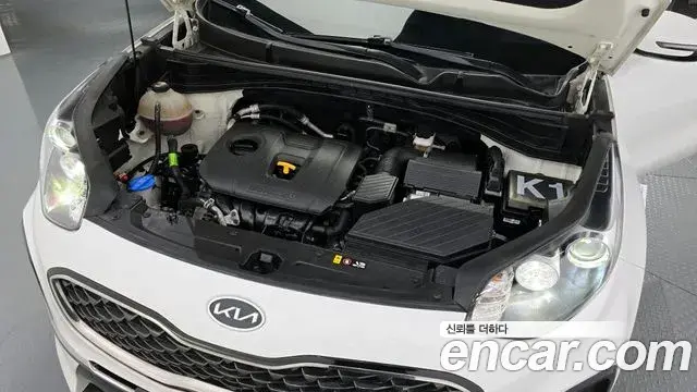 Kia Sportage The Bold 2018 — ფოტო 16/20