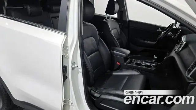 Kia Sportage The Bold 2018 — ფოტო 10/20