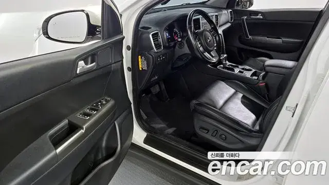 Kia Sportage The Bold 2018 — ფოტო 2/20