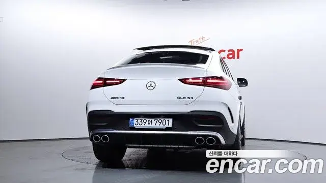 Mercedes-Benz GLE-Class 2025 — ფოტო 16/20