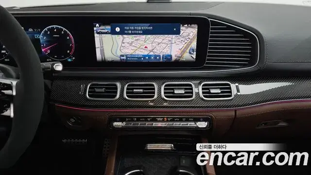 Mercedes-Benz GLE-Class 2025 — ფოტო 18/20