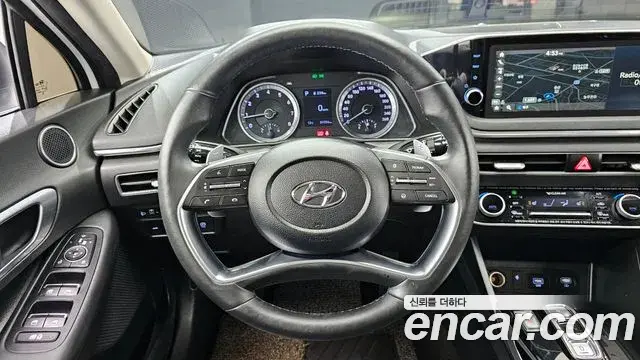 Hyundai Sonata Hybrid 2019 — ფოტო 9/20