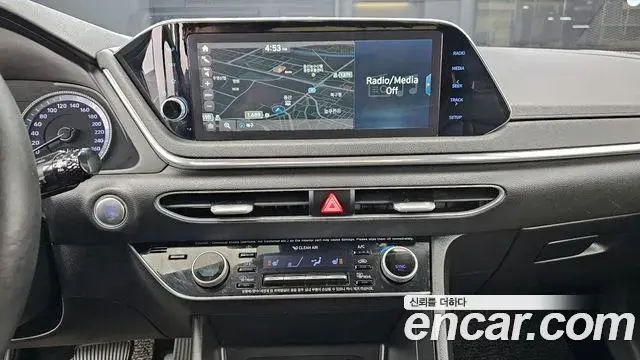 Hyundai Sonata Hybrid 2019 — ფოტო 1/20