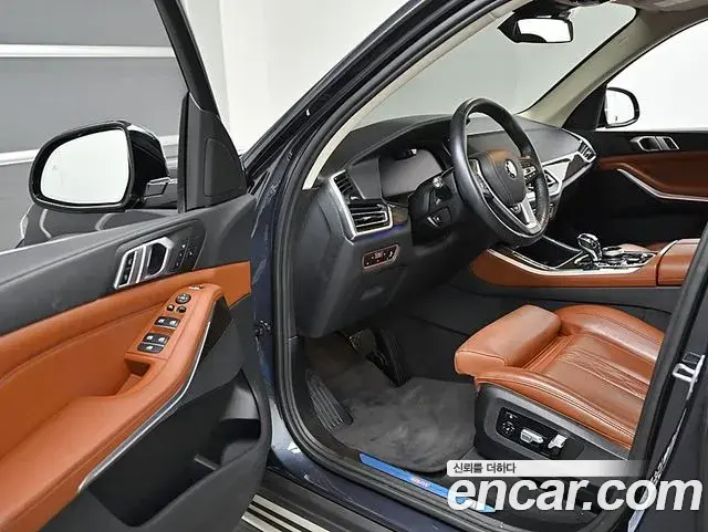 BMW X5 2022 — Photo 12/15