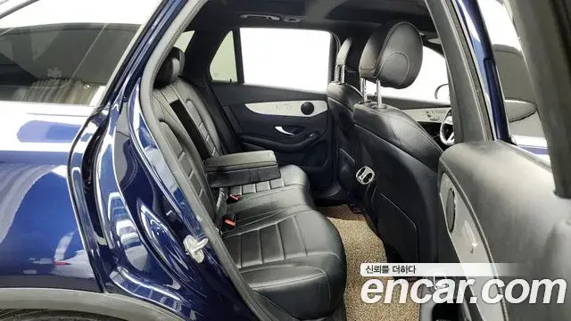 Mercedes-Benz GLC-Class 2020 — ფოტო 18/20