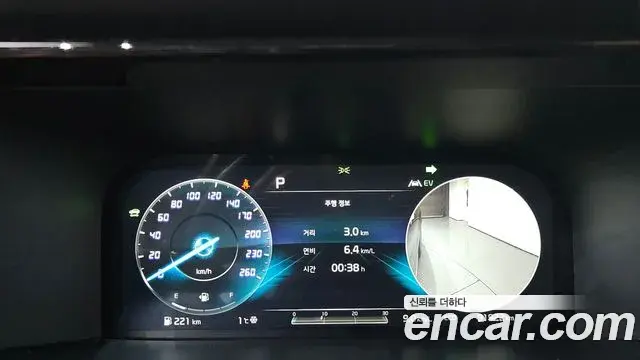 Kia Sorento 2021 — ფოტო 19/20