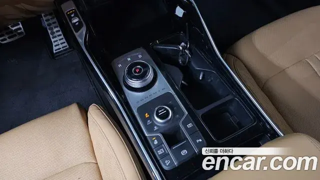 Kia Sorento 2021 — ფოტო 11/20
