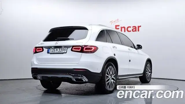 Mercedes-Benz GLC-Class 2022 — ფოტო 6/20