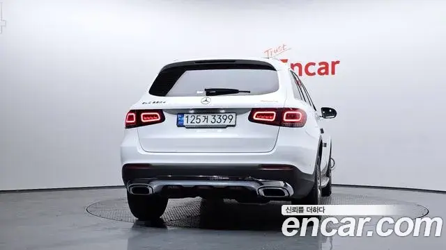 Mercedes-Benz GLC-Class 2022 — ფოტო 4/20