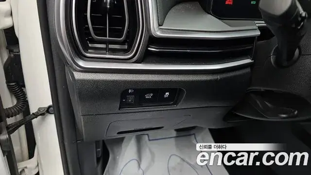 Kia Sorento 2023 — ფოტო 10/20