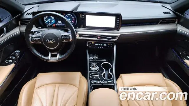 Kia K5 2020 — ფოტო 7/20