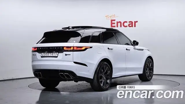 Land Rover Range Rover Velar 2019 — Фото 2/20