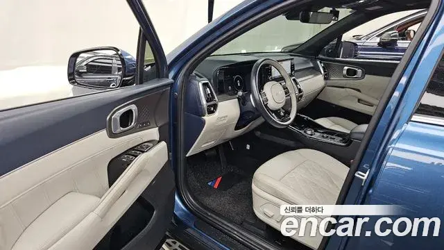 Kia Sorento 2023 — ფოტო 3/20
