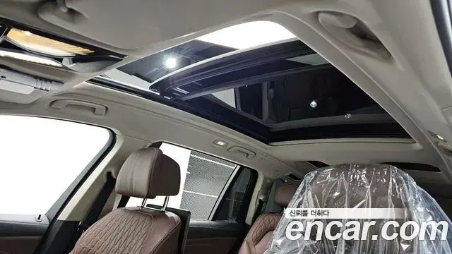 BMW X7 2020 — Photo 19/20